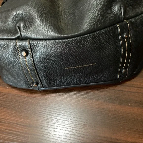 Coach Bandit Hobo with Tea Roses - Picture 12 of 13